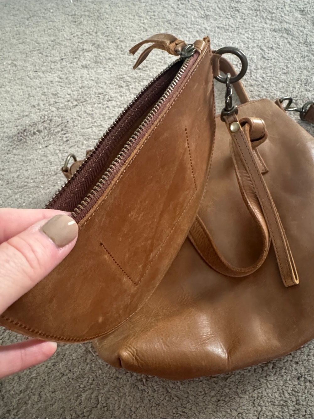 ABLE Leather Set - Picture 9 of 9